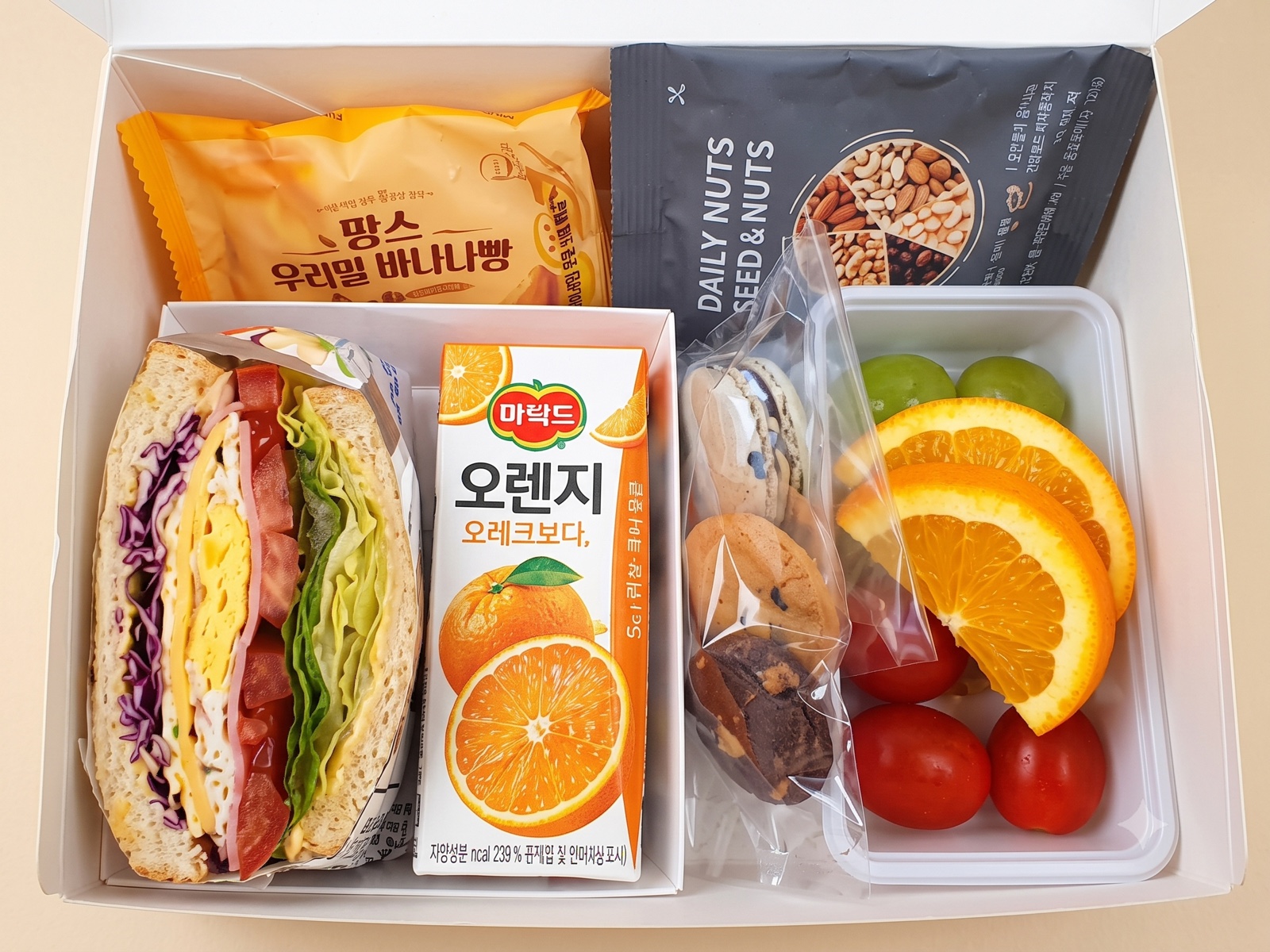 특판 · 프루트 스페셜 박스 · 상품 연출 이미지